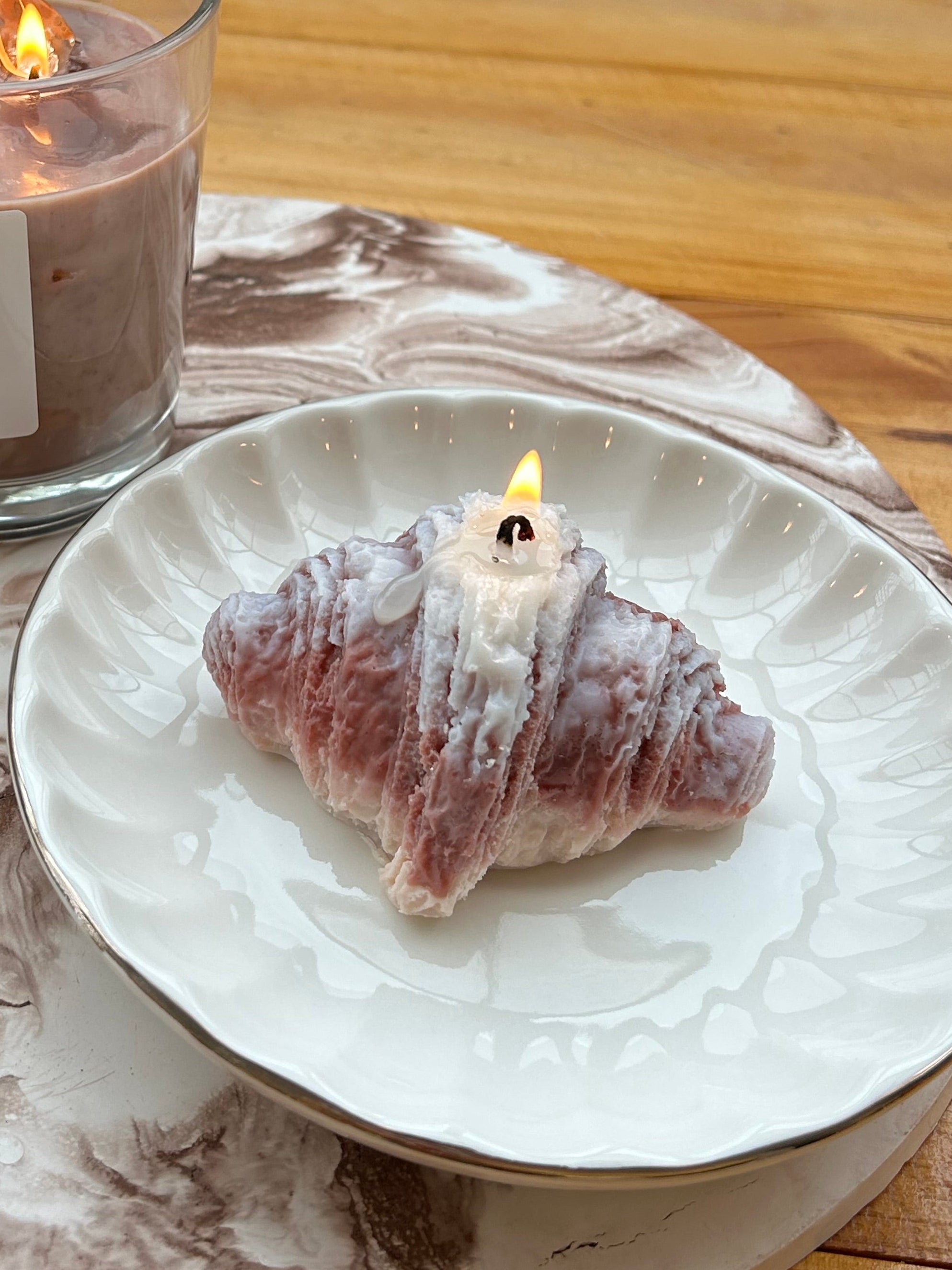 CROISSANT À LA CRÈME