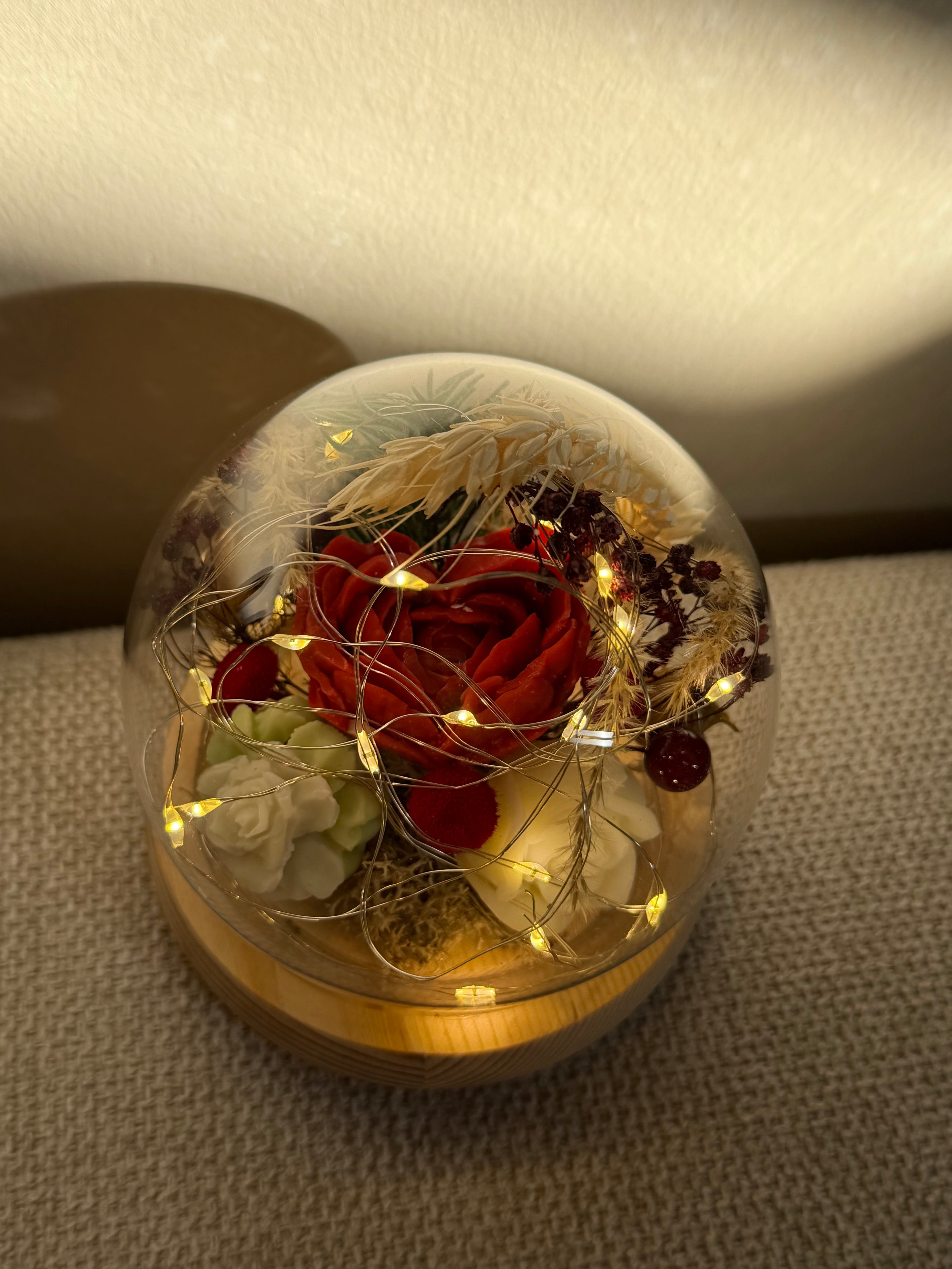 CÚPULA DE LUZ ETERNA.