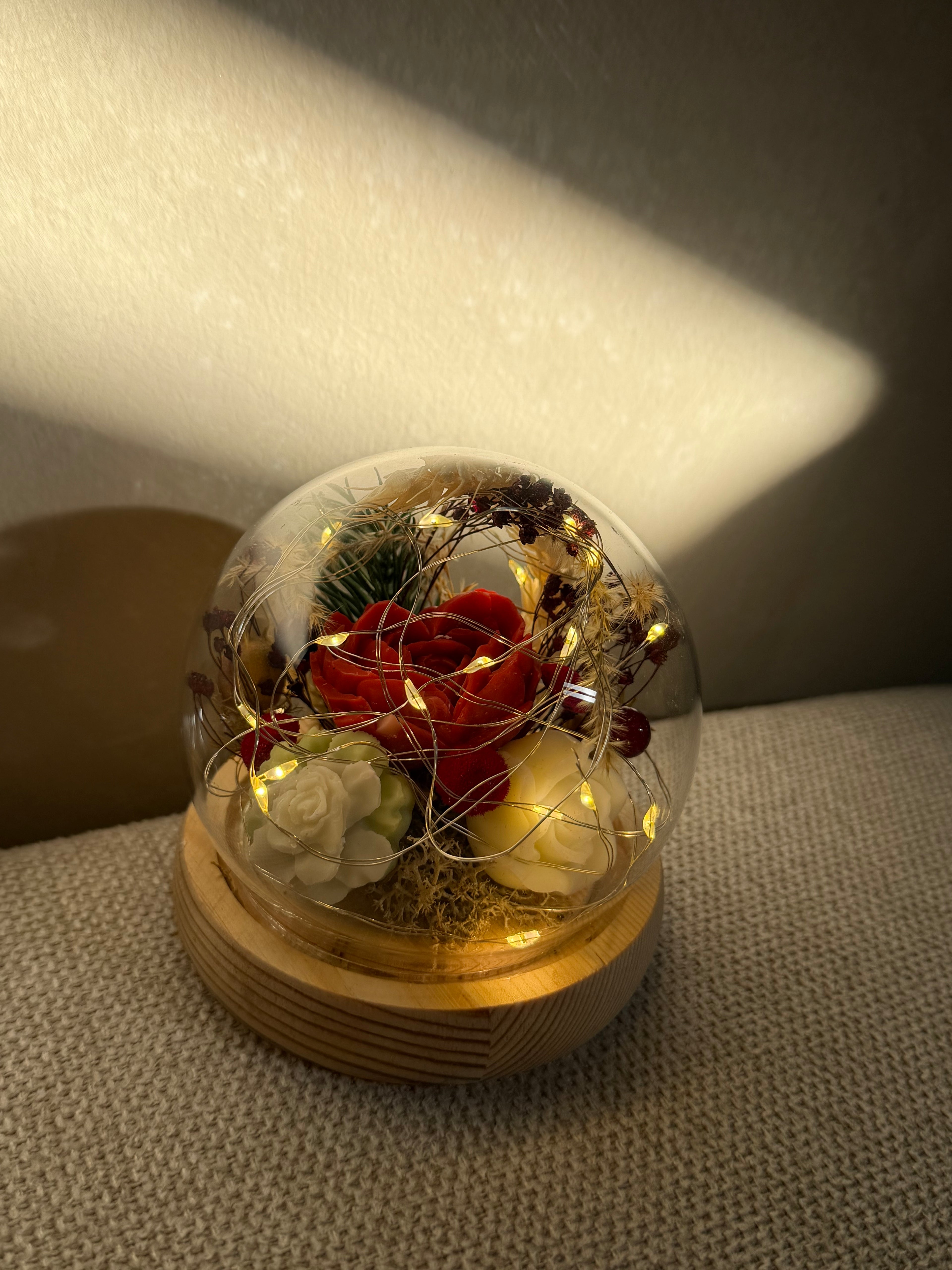 CÚPULA DE LUZ ETERNA.